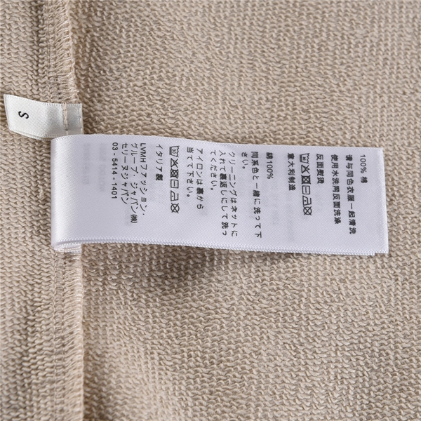 ブランドパーカー着用イメージ